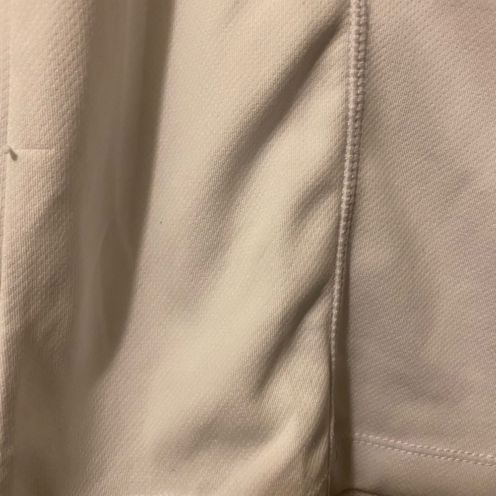 White size medium Nike tennis top πΎ - Picture 2 of 5